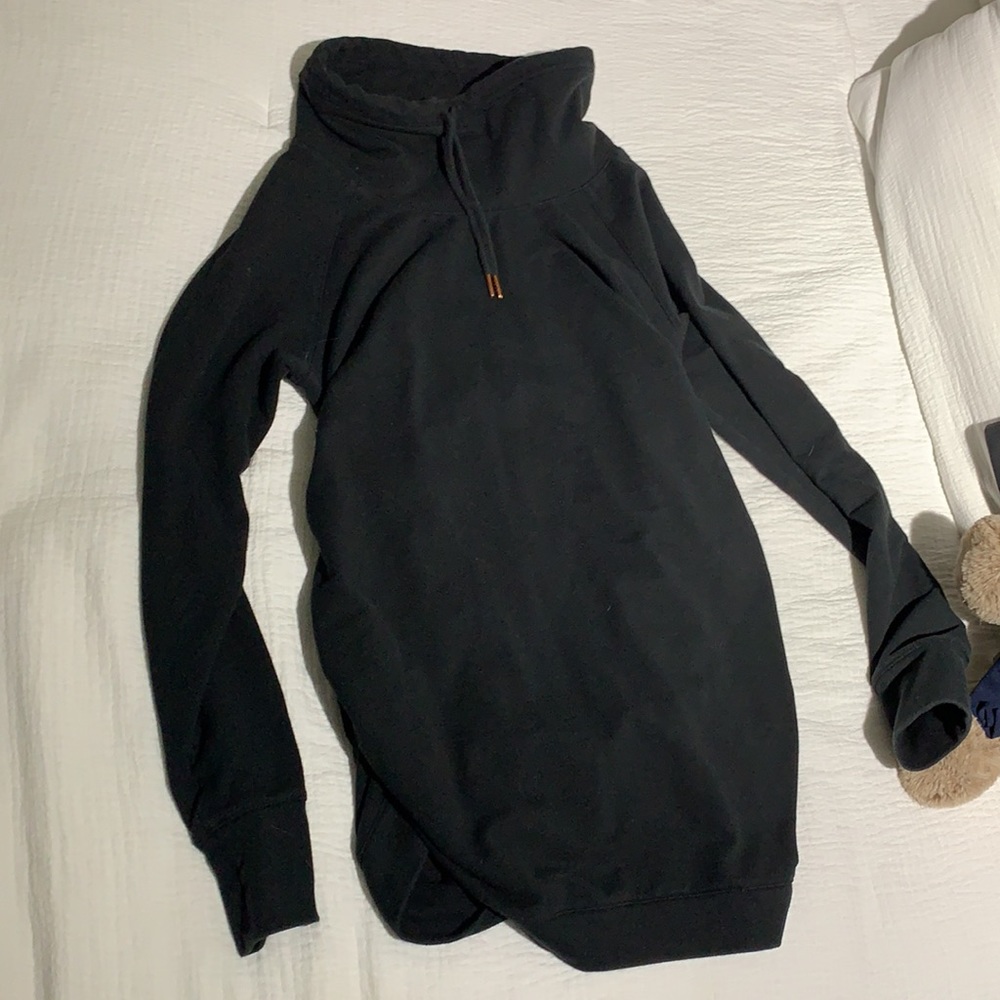 Black maternity sweater